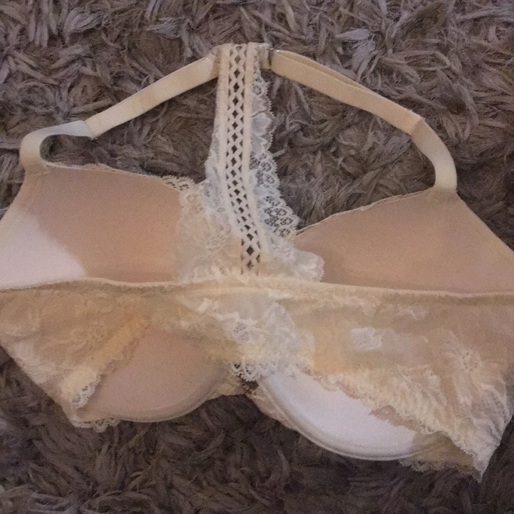 3 bras size38DD - Picture 3 of 7